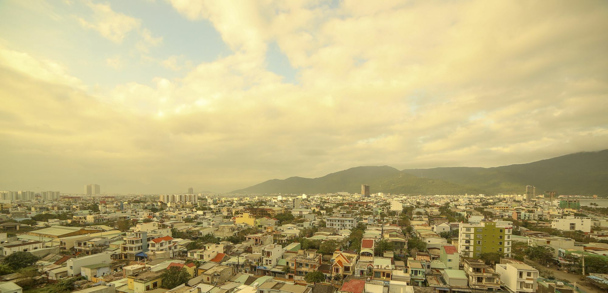 Anh Phuong Hotel & Apartment Danang Exterior photo